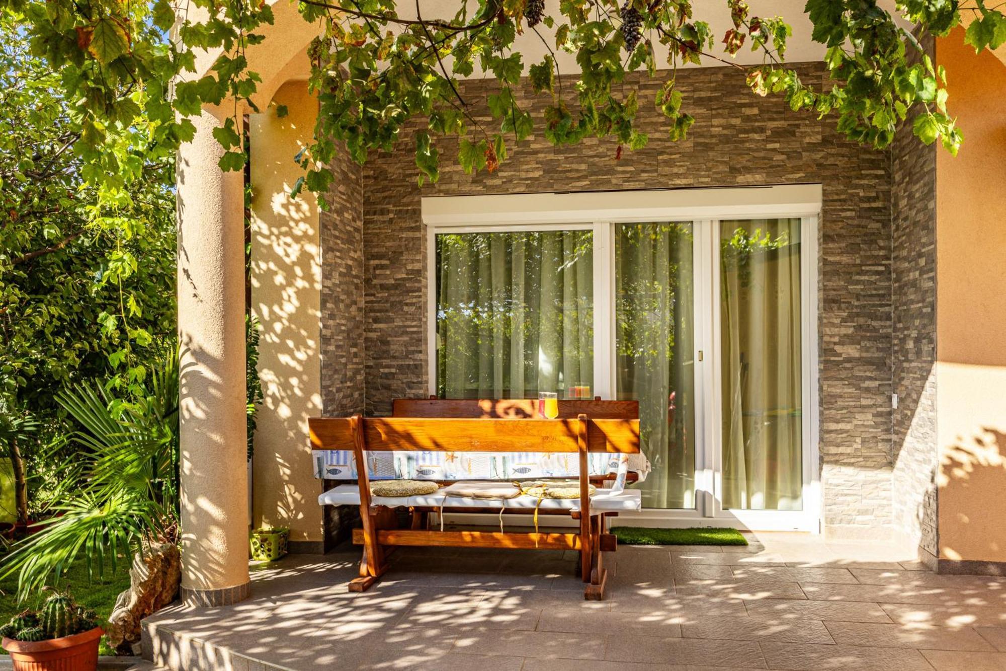 Apartments Mijic Medulin Buitenkant foto