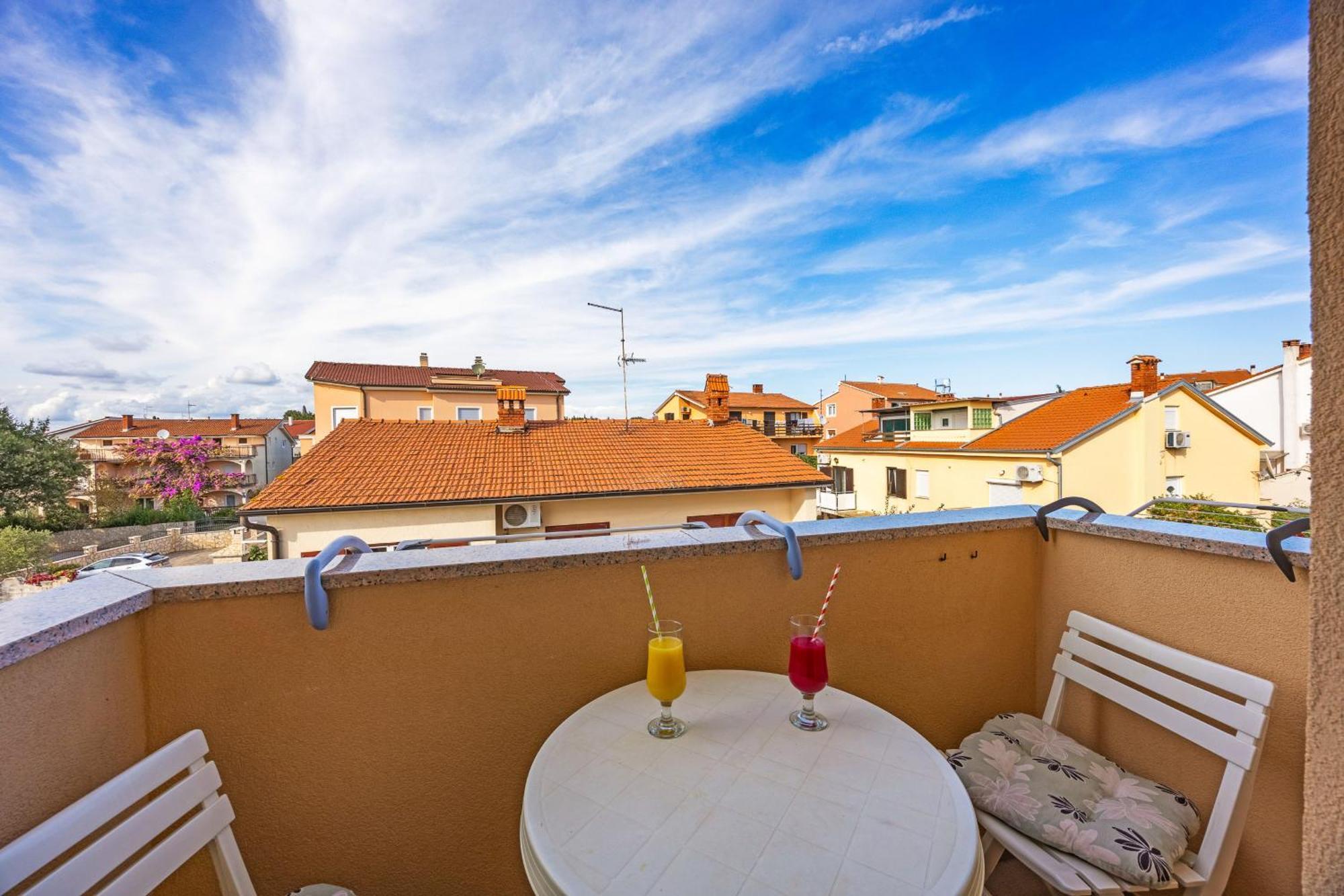 Apartments Mijic Medulin Buitenkant foto